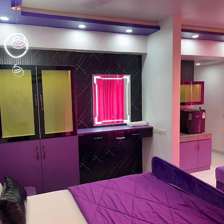 Dolphin Inn & Suites Manhattan Lucknow Esterno foto