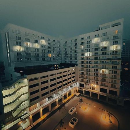 Dolphin Inn & Suites Manhattan Lucknow Esterno foto